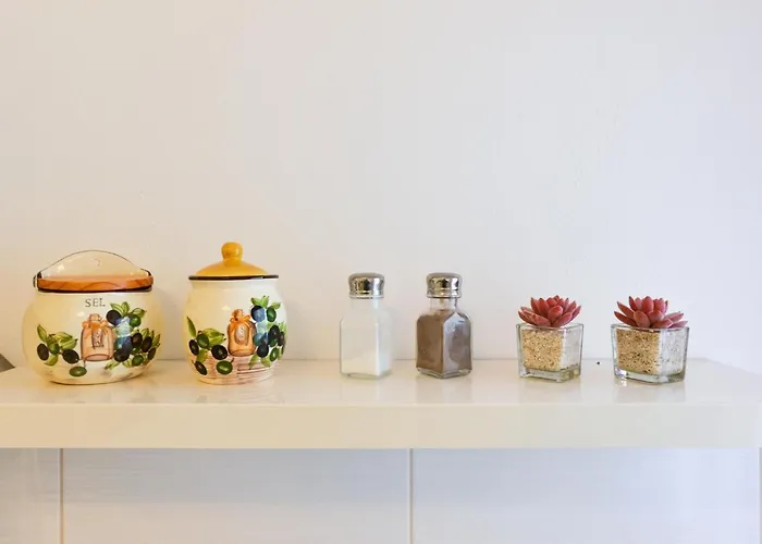 Appartement Fuer Fuenf Personen Im Ersten Stock By Interhome Vir