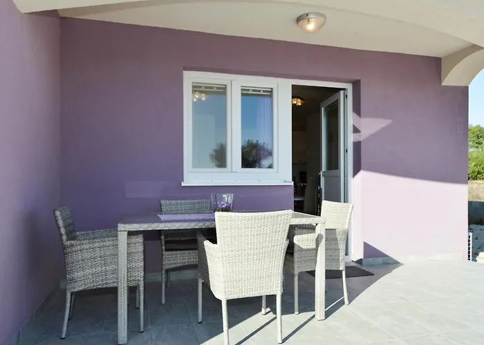 Fuer Fuenf Personen Im Ersten Stock By Interhome Appartement *