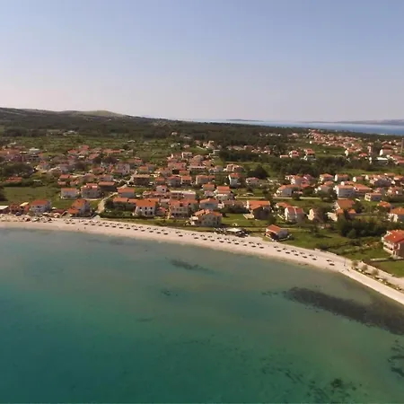 Fuer Fuenf Personen Im Ersten Stock By Interhome